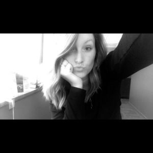 Meet your Posher, Courtney